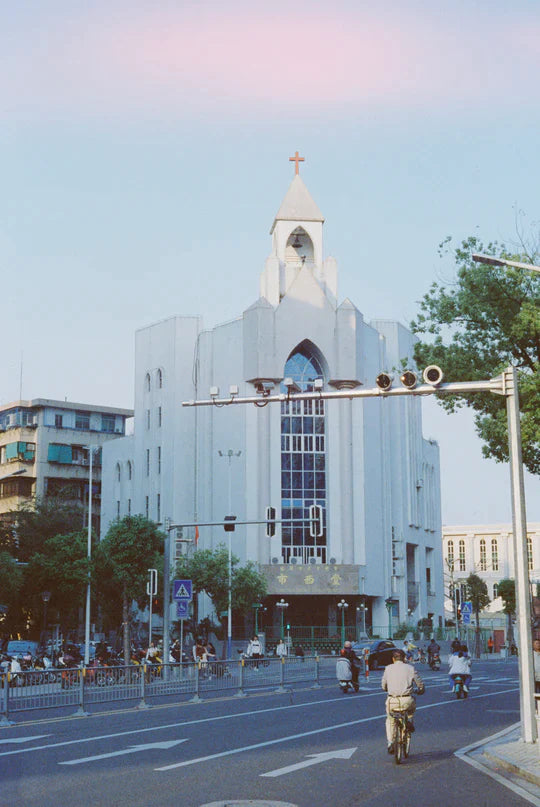 Reflx Lab 800 Tungsten 35mm Color Negative Film